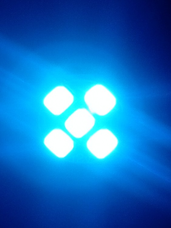 لامپ چراغ جلو و عقب خودرو رنگ (آبی و یخی _ آیس بلو ) ۵ تایی ضمانت بی قید وشرط اصلی عمده و تک