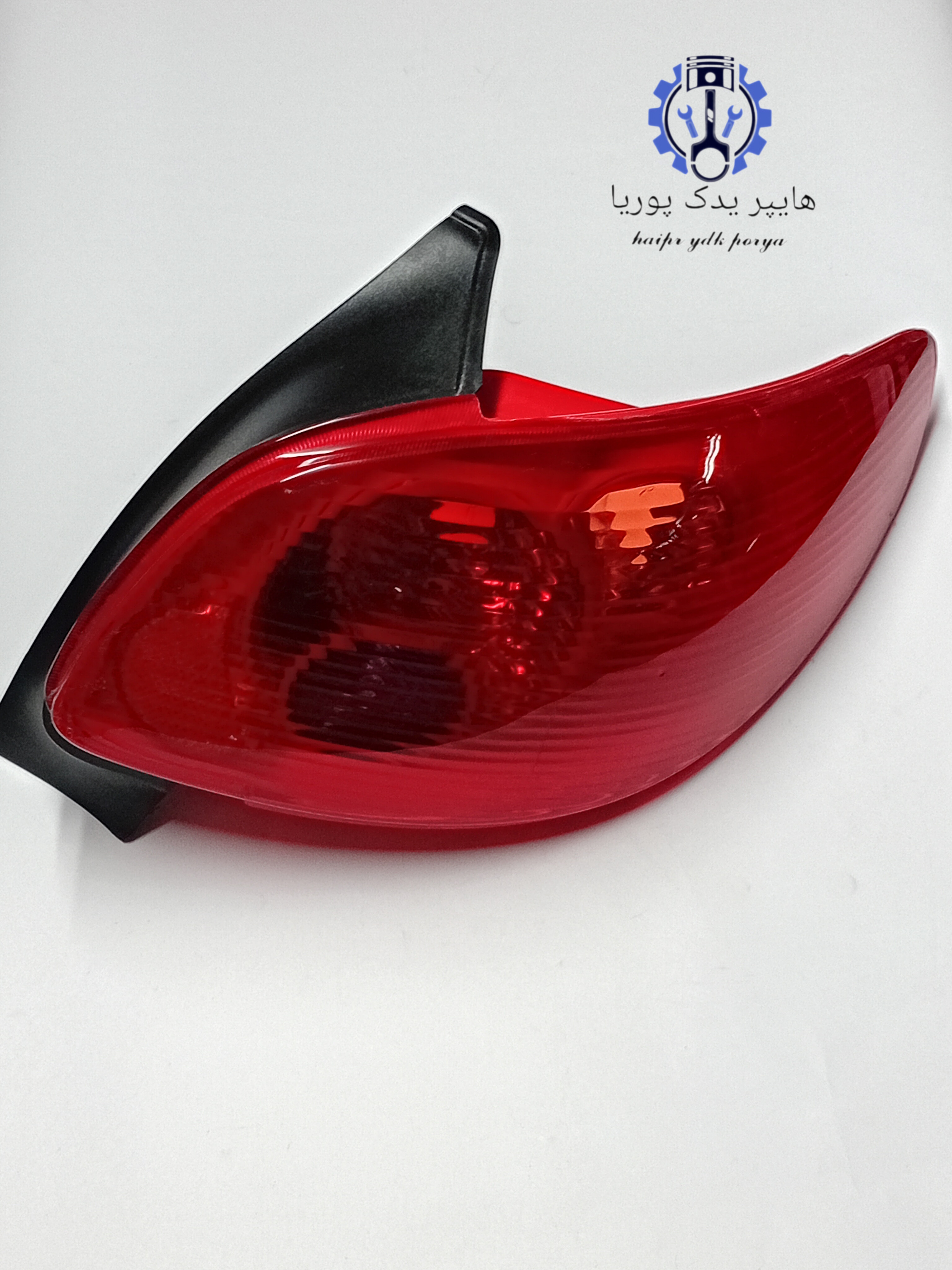 چراغ خطر عقب پژو ۲۰۶هاچ بک راست فن آوران اصل شرکتی